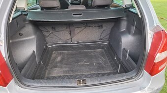 Škoda fabia 16tdi 77kw r2014 - 16
