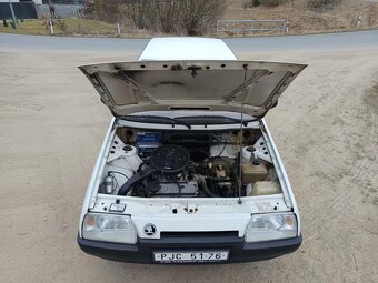 škoda Favorit r.v 1988 ČSSR první prodej - 16