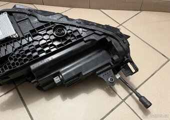 Škoda Superb 4 IV prední prave svetlo Matrix led 3P1 - 16