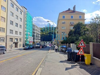 Stylový a světlý byt 3+1 v srdci Košíř – 83,5 m², poslední p - 16