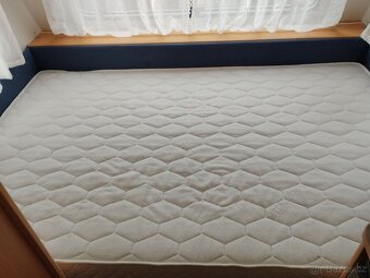 KNAUS SPORT 420QD č.734 pro 4. Stan. 1200 kg. R 2003 - 16