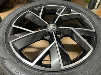 ŠKODA KODIAQ NOVÁ R19 TRIGLAV 235/50/19 103V XL DOT2023 - 16