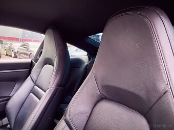 Porsche 911 Carrera 4 Coupé 911/992 ČR - 16