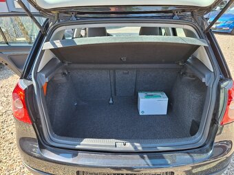 Volkswagen Golf 1.4i 16V 55KW Comfort, Nový servis - 16