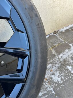 BMW X7 originál sada alu 22” - 16
