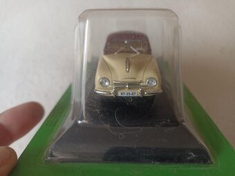 Model TATRA 603- Černá a TATRA 603-1-Bílá a Škoda 1200 - 16