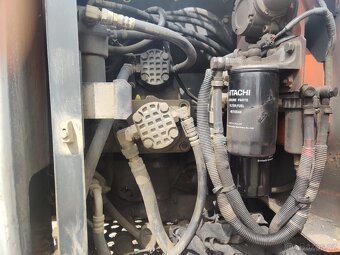 Kolový otočný bagr HITACHI ZX 160W - 16