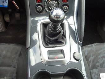 Peugeot 3008 1,6 HDI - 16