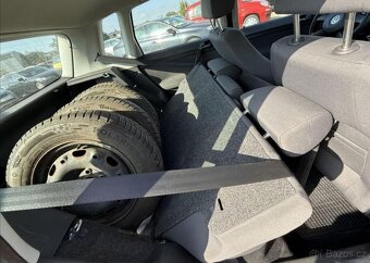 Volkswagen Polo 1,4 i 59kW KLIMA, +SADA KOL benzín manuál - 16