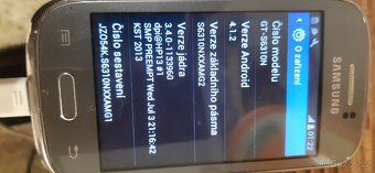 Retro telefony + Hodinky + tlačítkový telefon NOKIA - 16