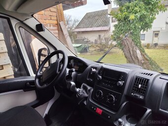 Prodám obytný automobil Peugeot Boxer 4HO3 2.2 r.v. 2015 - 16