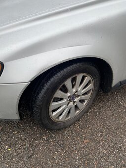 Volvo s40; 2.0 TDI (101 kW) - 16