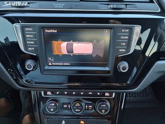Volkswagen Touran, 2,0 TDi 110kW ČR 1.Maj 7-Míst - 16