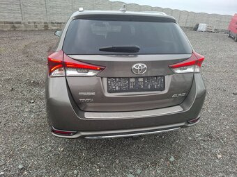 Toyota Auris 1.2turbo benzin,touring, 2017 ,edition sport - 16