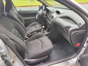 Peugeot 206 1,4i 16V / klima / stk 5/27 - 16