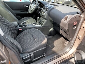 Nissan QASHQAI 2.0i, r.v. 11/2008, najeto 178.517km - 16