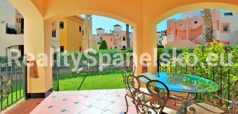 Přízemní apartmán 3+1 se zahradou jen 700 metrů od moře - 16