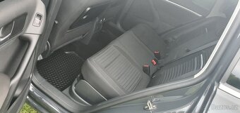 VW Tiguan 2,0 TDI 130kW 4x4 DSG CUP - 16