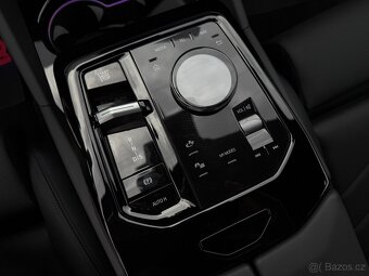 BMW 520d xDrive M Sport Harman Kardon, 1.majiteľ, záruka - 16