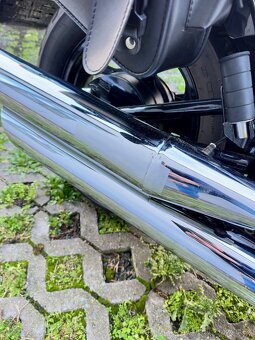 Suzuki c 800 Intruder - 16