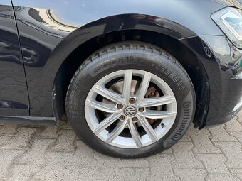 VW Golf 7 2.0 TDI 110kW DSG Full LED Navigace Park. senz. - 16