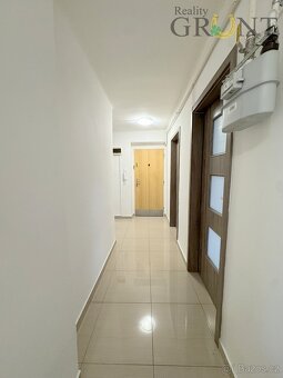 Prodej bytu 2+1 s balkónem, 60 m2 - Karviná - Nové Město - 16