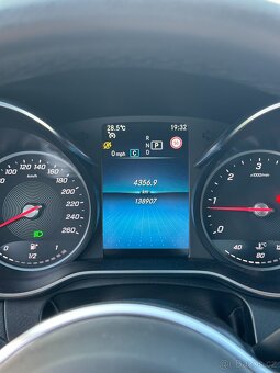 2020 Mercedes C-Class C220d - 16