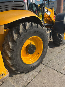 JCB 4CX SUPER PLNÁ VÝBAVA - 16