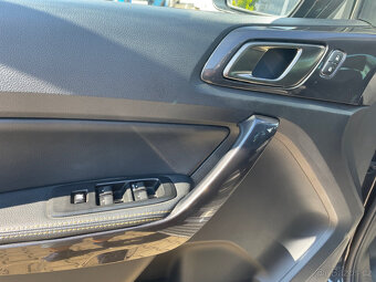 Ford Ranger 2.0 EcoBlue WildTrak ČR 1.majitel - 16