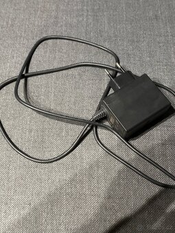 Nintendo Switch + 7 her + 2 ovladače JoyCon - 16