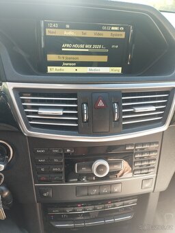 Mercedes-Benz E350 cdi 4 Matic 2010 AMG PAKET Sportovní úpra - 16