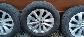 Škoda Kamiq 1.5tsi aut. - 16