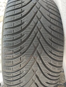 ALU Dezent 5x112 r17x7,5j ET 40, 235/55/17 zimní - 16