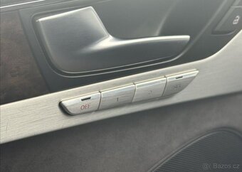 Audi A8 4,1 TDI QAUTTRO nafta automat 258 kw - 16