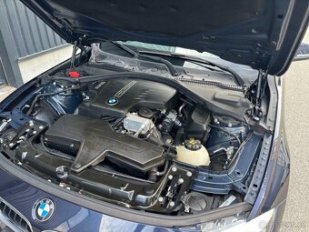 BMW Řada 320i 135kW 1majitel - 16