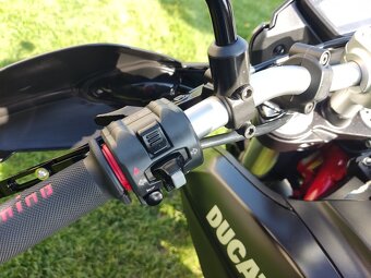 Ducati Hypermotard 821 (2014) SLEVA - 16