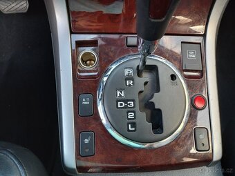Suzuki Grand Vitara 2.0i AT 4x4 - 16