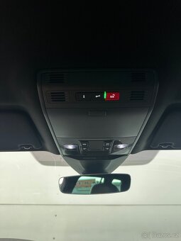 Volkswagen Passat 2.0 TDI 140kW DSG R Line cena bez DPH - 16