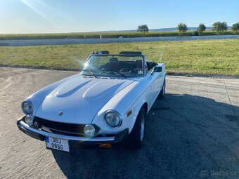 Spider  124   , 1977 bílé SPZ - 16