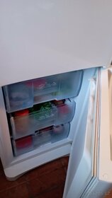 Lednička, pračka, lednička s mrazákem - LEVNĚ - 16
