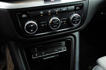 Volkswagen Sharan 2.0 TDI BMT Comfortline - 16
