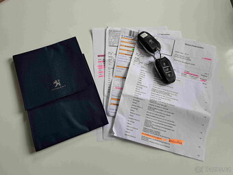 Peugeot 3008 1,2 PT ALLURE - 1828 - 16