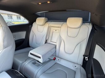 Audi RS5 331kW 2013 - 16