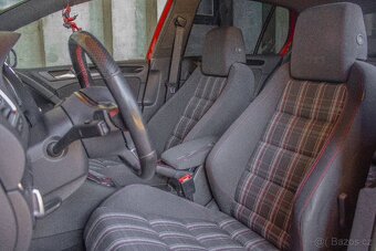 Volkswagen Golf 2.0 TFSI GTI DSG - 16
