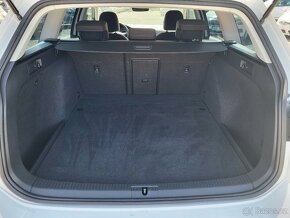 VW Golf Variant 1.5 TGI CNG 96kW HIGHLINE - ČR - 16