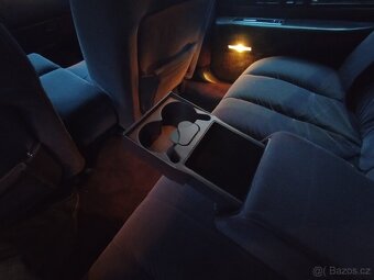 Cadillac Fleetwood Brougham sleva - 16