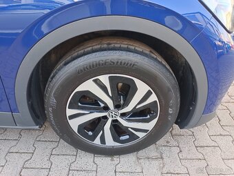 Volkswagen ID.4 125kW 105tkm Virtual Full LED Navi ACC DAB - 16