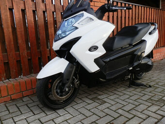 Kymco MyRoad 700i ABS - 16