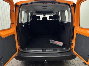 Volkswagen Caddy MAXI 2.0TDI 90kW TAŽNÉ DPH - 16