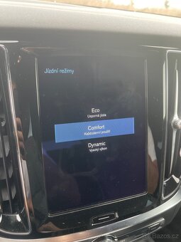 Volvo V60 R-Design 2021 - 16